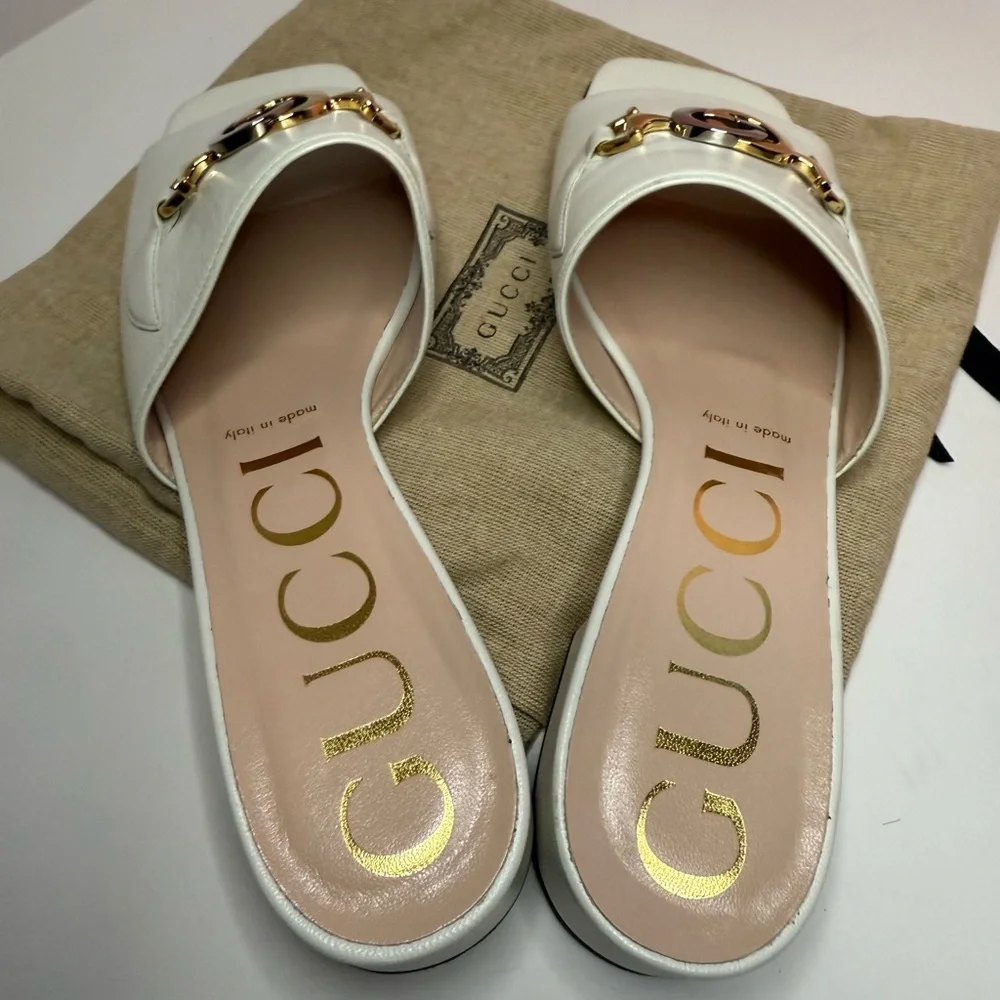 GUCCI Elegant White Slide Sandals - Picture 6 of 11